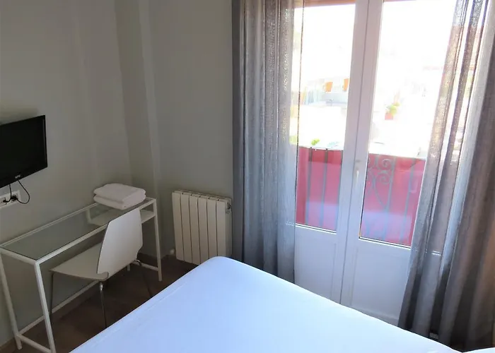 돈 클라우디오 *