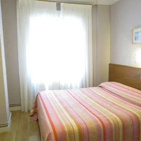 Don Claudio בית הארחה *