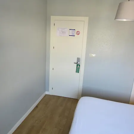 Don Claudio Penzion *